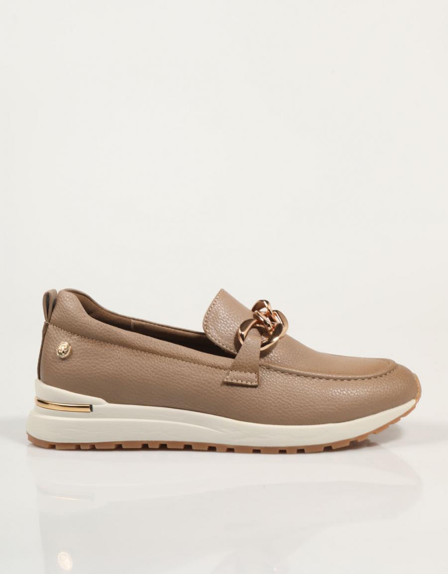 ZAPATOS VESTIR XTI 143373 en color Beige