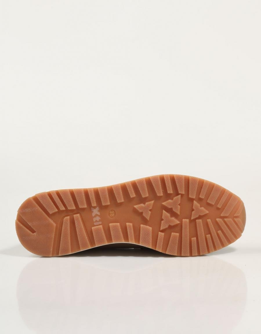 ZAPATOS VESTIR XTI 143373 en color Beige