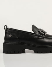 ZAPATOS SPORT XTI 143291 en color Negro