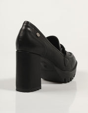 Sapatos de vestido XTI 140584 em preto