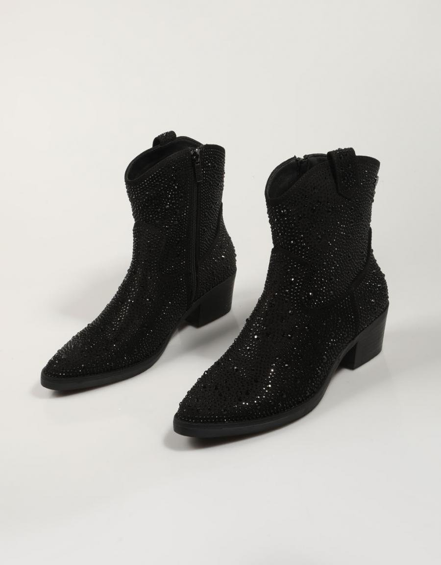 Xti Boots 143116 em preto
