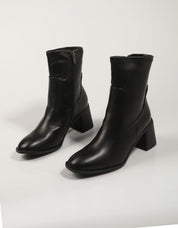 XTI boots 143421 in black
