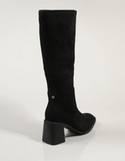 Boots XTI 143424 in black color