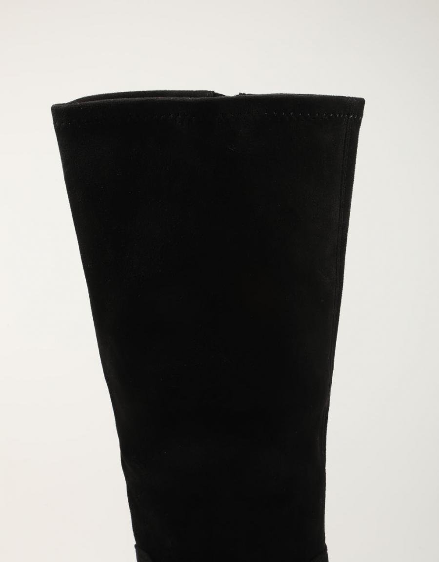 Boots XTI 143424 in black color