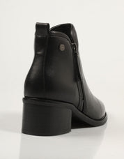XTI boots 143478 in black