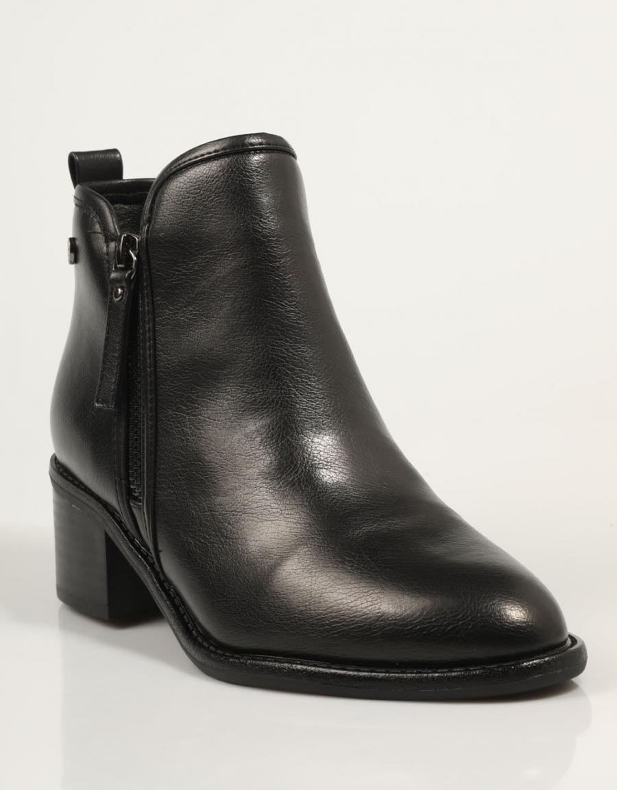 XTI boots 143478 in black