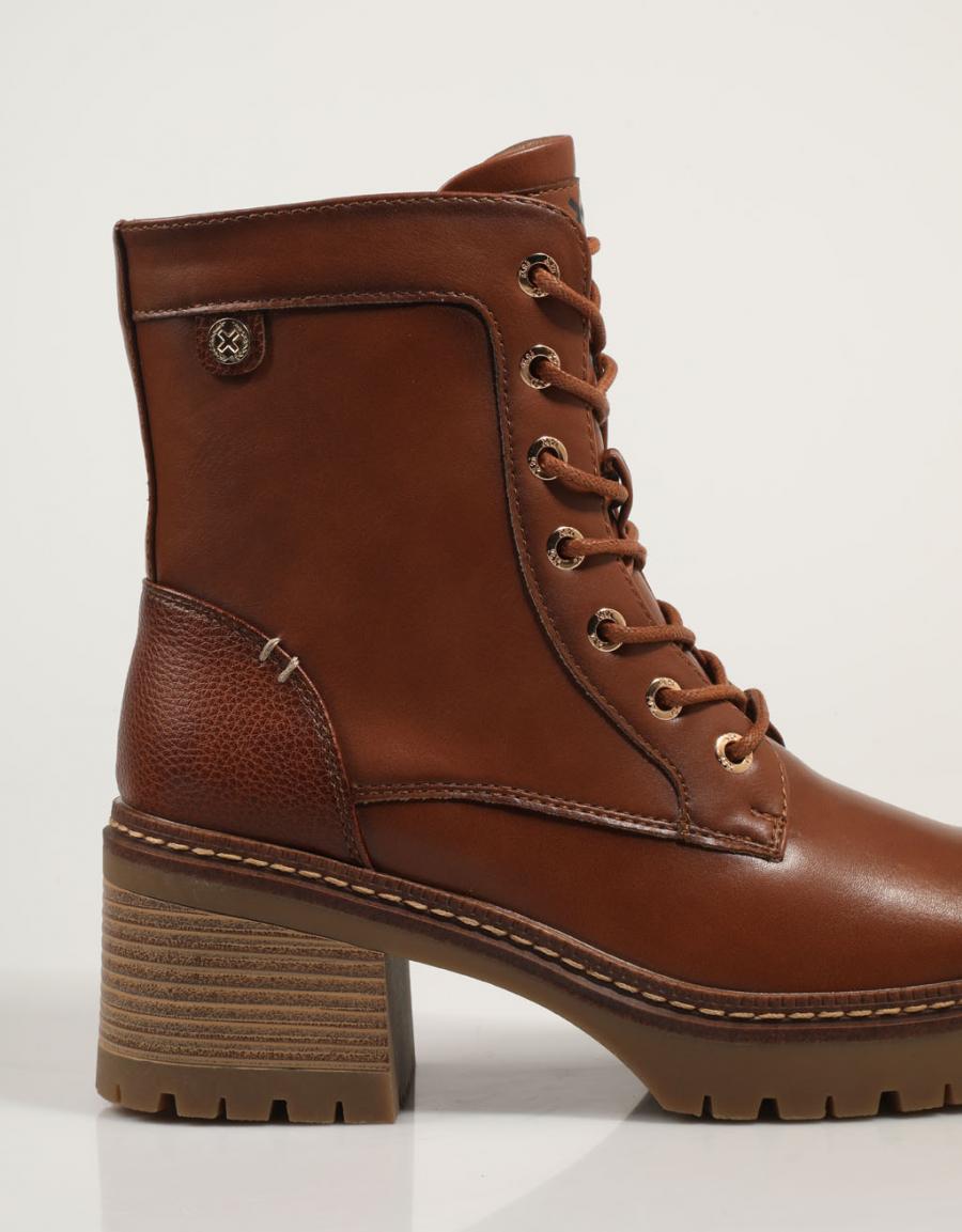 Xti Boots 143368 na cor de couro