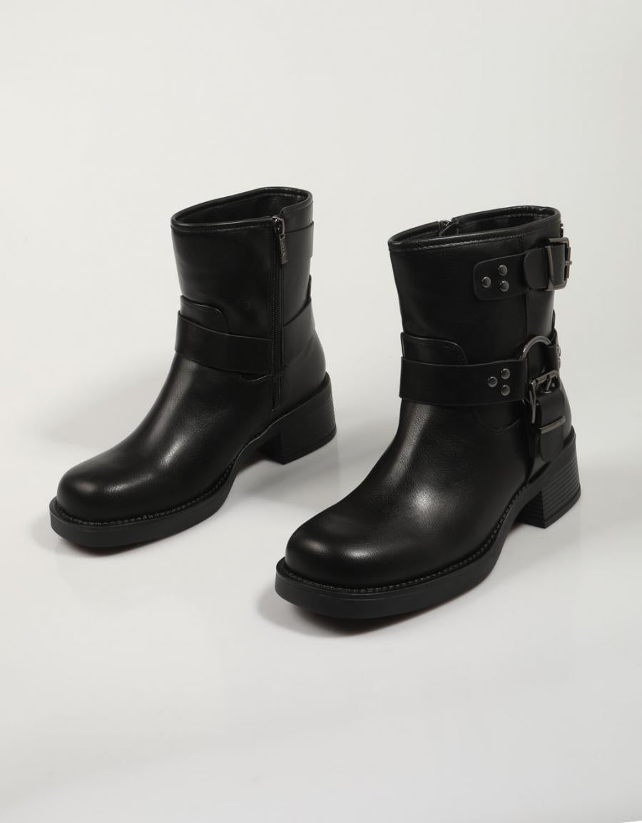 BOTINES XTI 142998 en color Negro