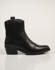 Xti Boots 143477 em preto