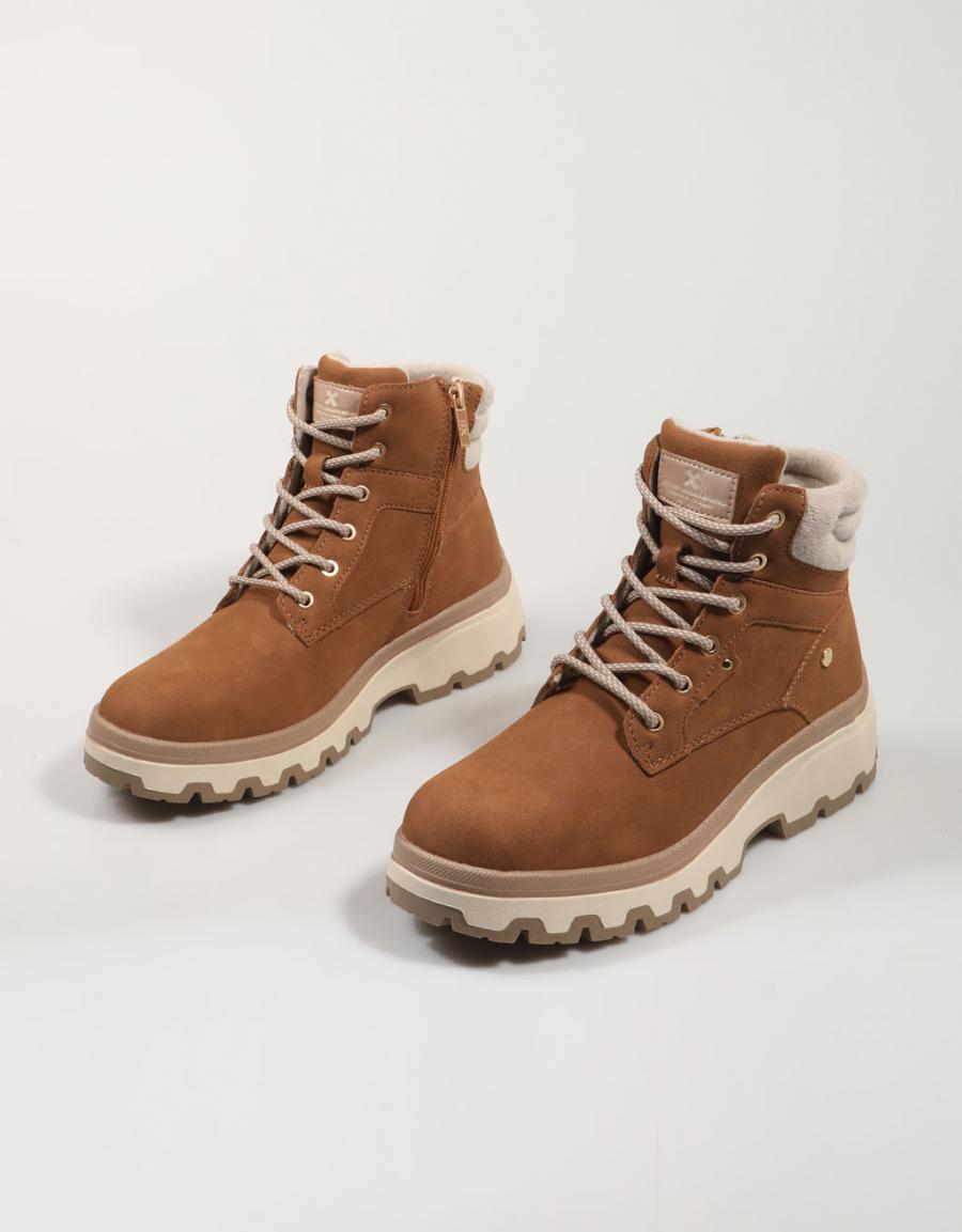 BOTINES XTI 143447 en color Cuero