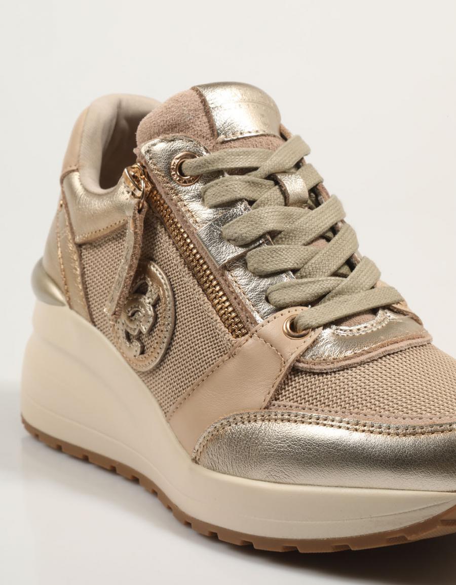 Carmela Sneakers 161844 in colore oro