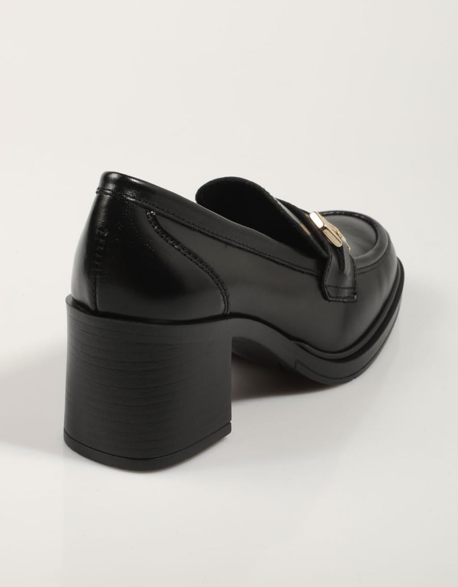 ZAPATOS VESTIR REBECCA HOPE 5816 en color Negro