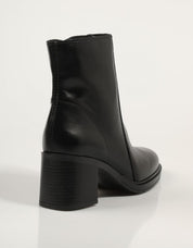 Booties REBECCA HOPE 5888 in black color