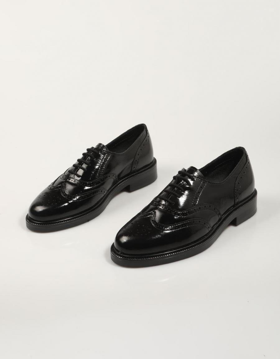 ZAPATOS VESTIR REBECCA HOPE 4869 en color Negro