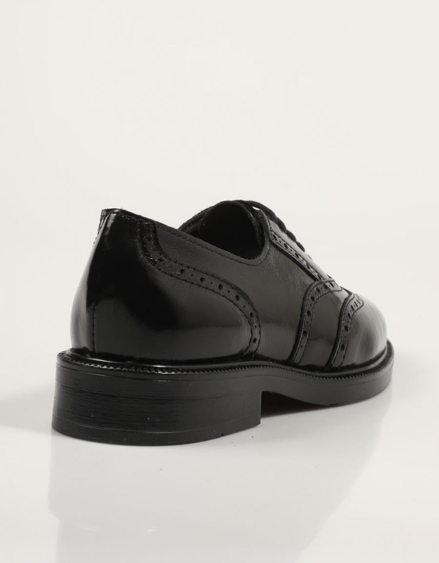 ZAPATOS VESTIR REBECCA HOPE 4869 en color Negro
