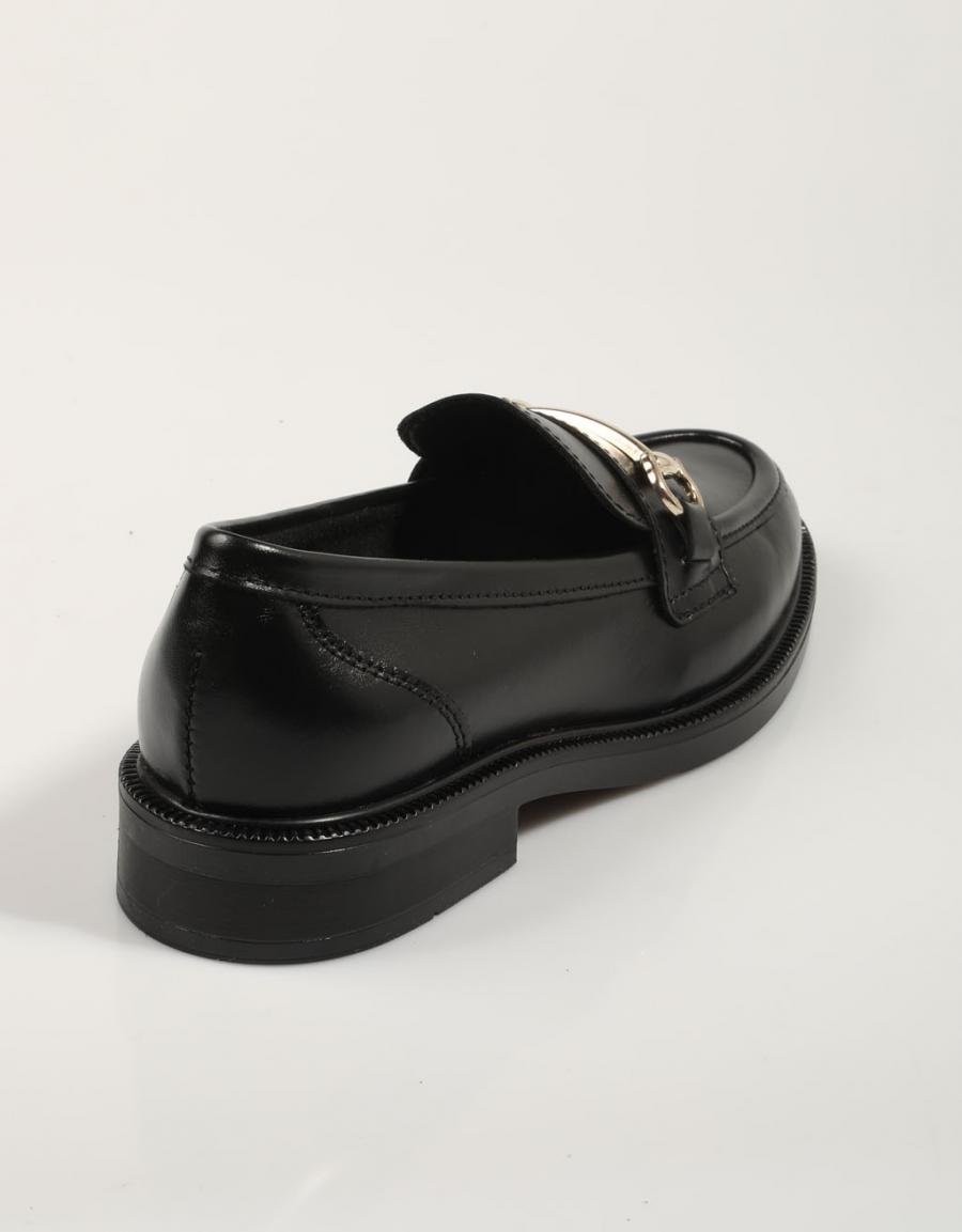 ZAPATOS VESTIR REBECCA HOPE 4856 en color Negro