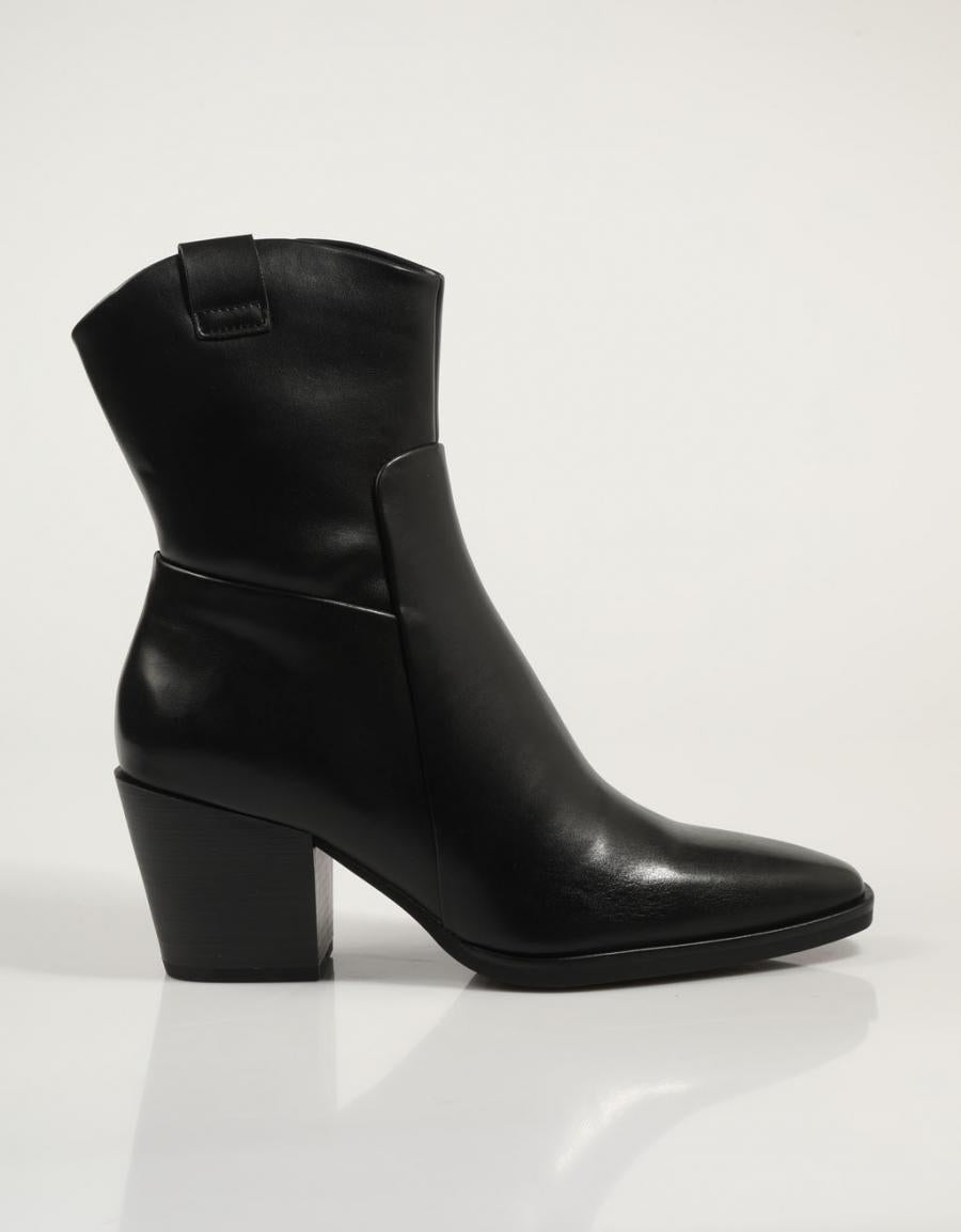 BOTINES MARCO TOZZI 2-25361-43 en color Negro