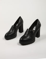 ZAPATOS VESTIR REFRESH 172254 en color Negro