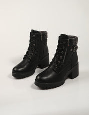 Atualizar 172310 botas de tornozelo em preto