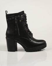 Refresh 172370 Ankle boots in black