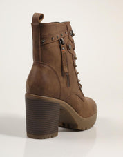 Atualizar 172370 botas de tornozelo na cor de couro