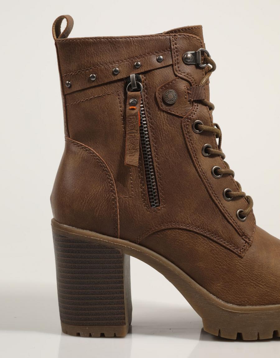 Atualizar 172370 botas de tornozelo na cor de couro