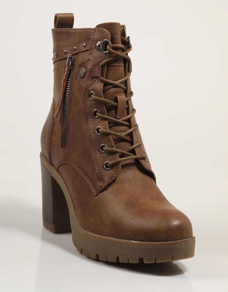 Atualizar 172370 botas de tornozelo na cor de couro