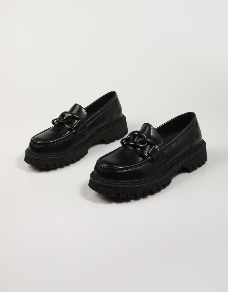 ZAPATOS SPORT REFRESH 171064 en color Negro