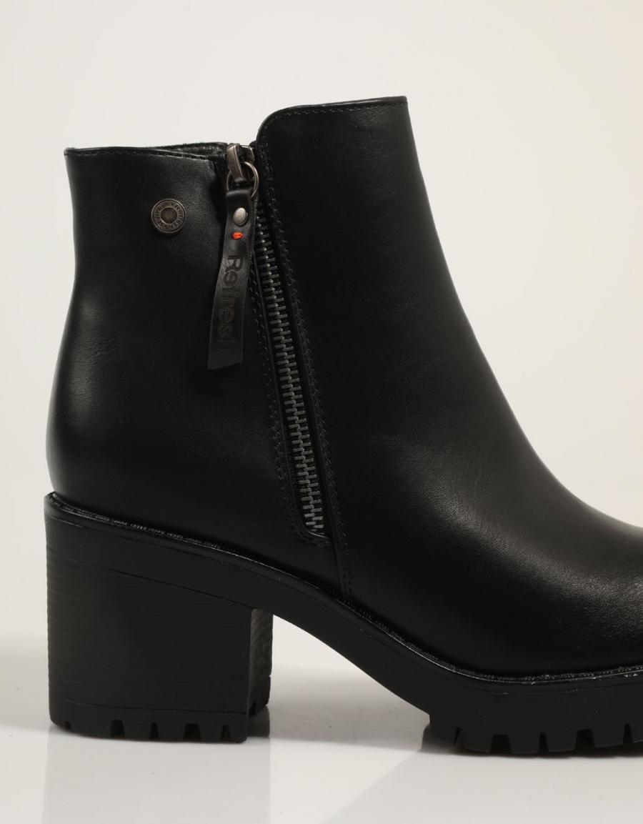 Refresh 172311 boots in black