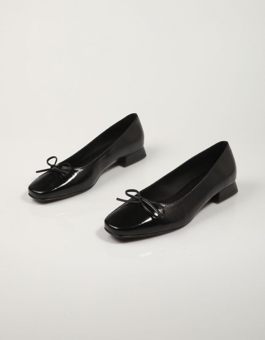 Sapatos de vestido REBECCA HOPE 2388 em cor preta