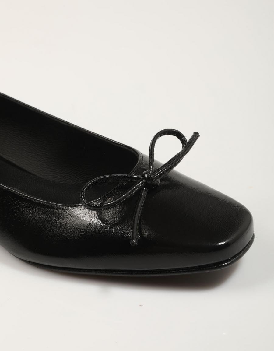 Sapatos de vestido REBECCA HOPE 2388 em cor preta