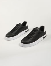 Sapatos Armani Exchange XM00014 em preto