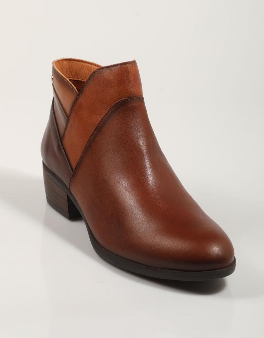 Daroca W1U 8732C1 Pikolinos Ankle Boots in Leather Color