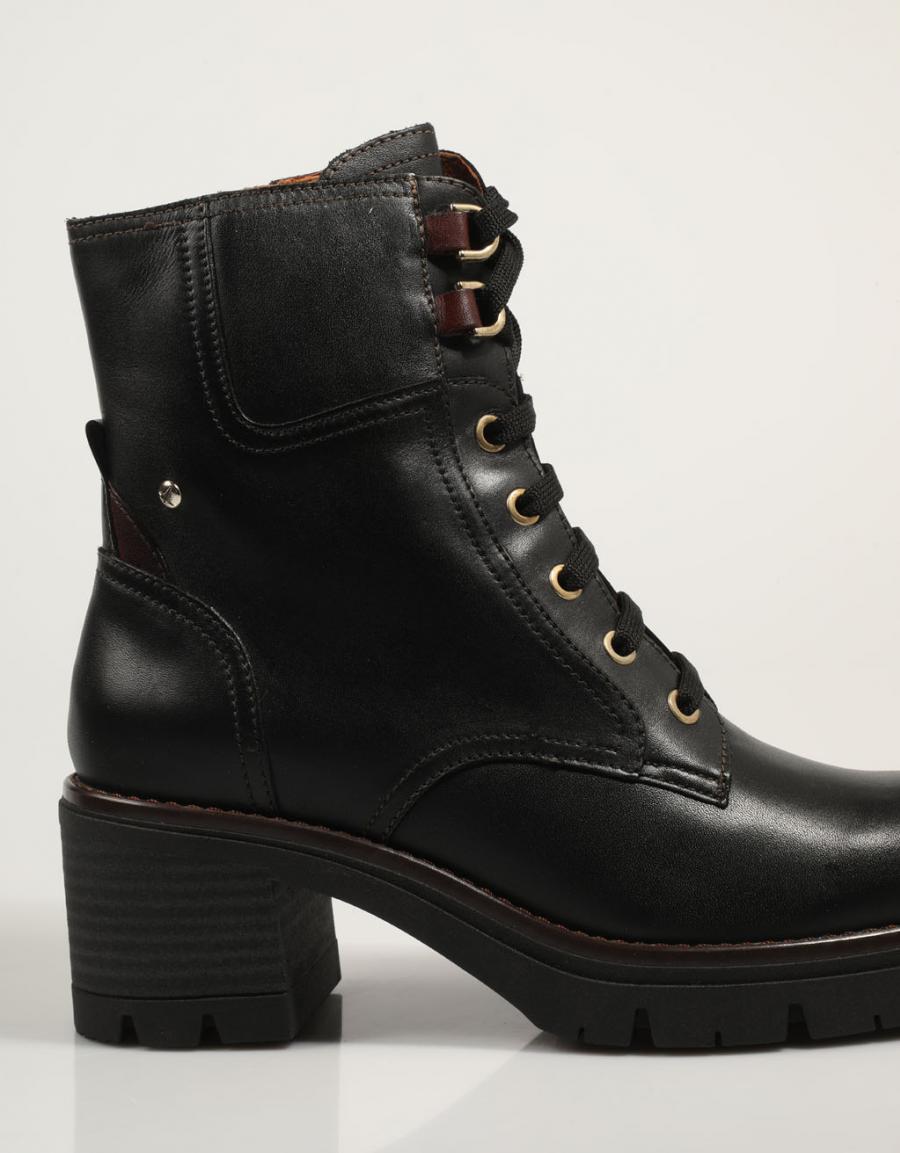 Pikolinos Booties Sóia W0B 8552C1 em preto