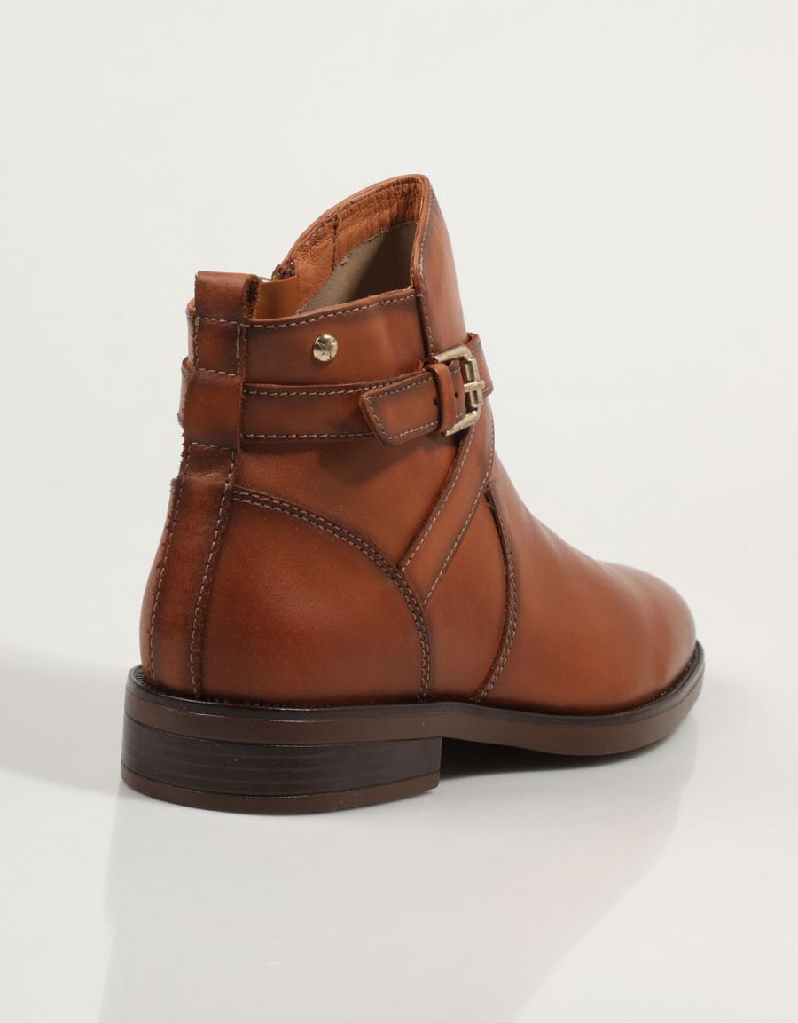 Pikolinos Booties Puertollano W3C 8869 in leather color