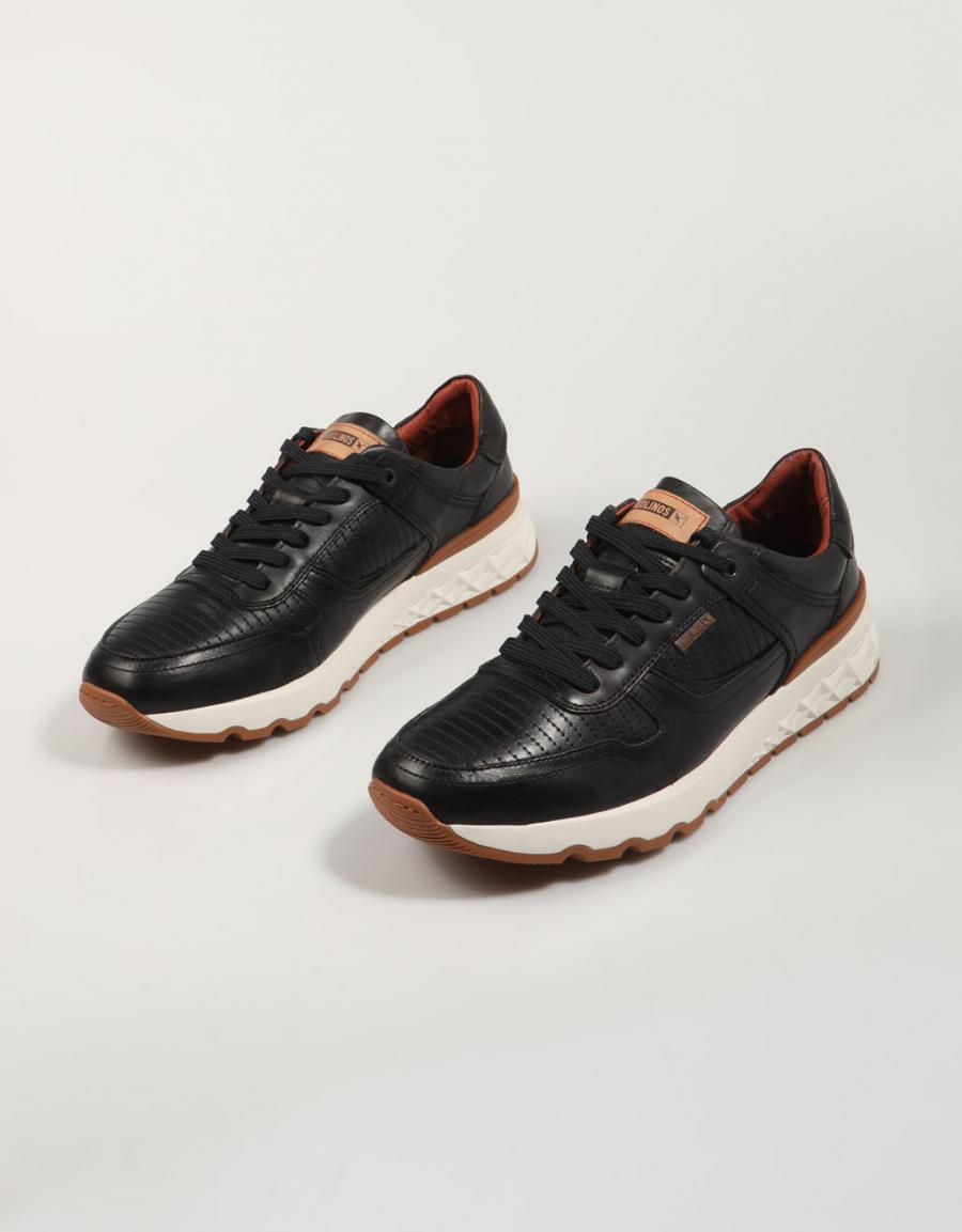 ZAPATILLAS PIKOLINOS ARANDA M8R 6239 C1 en color Azul marino