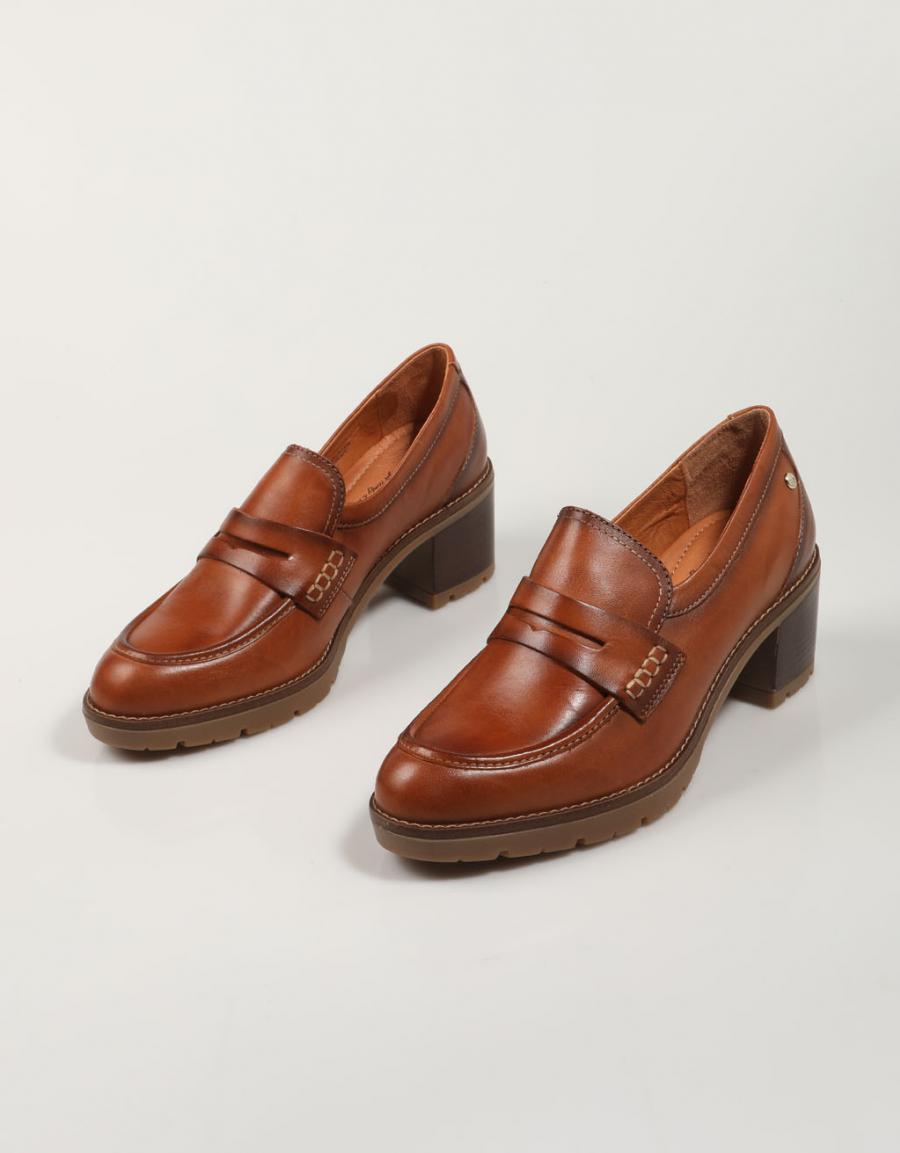 Pikolinos dress shoes W7H-3873C1 in leather color