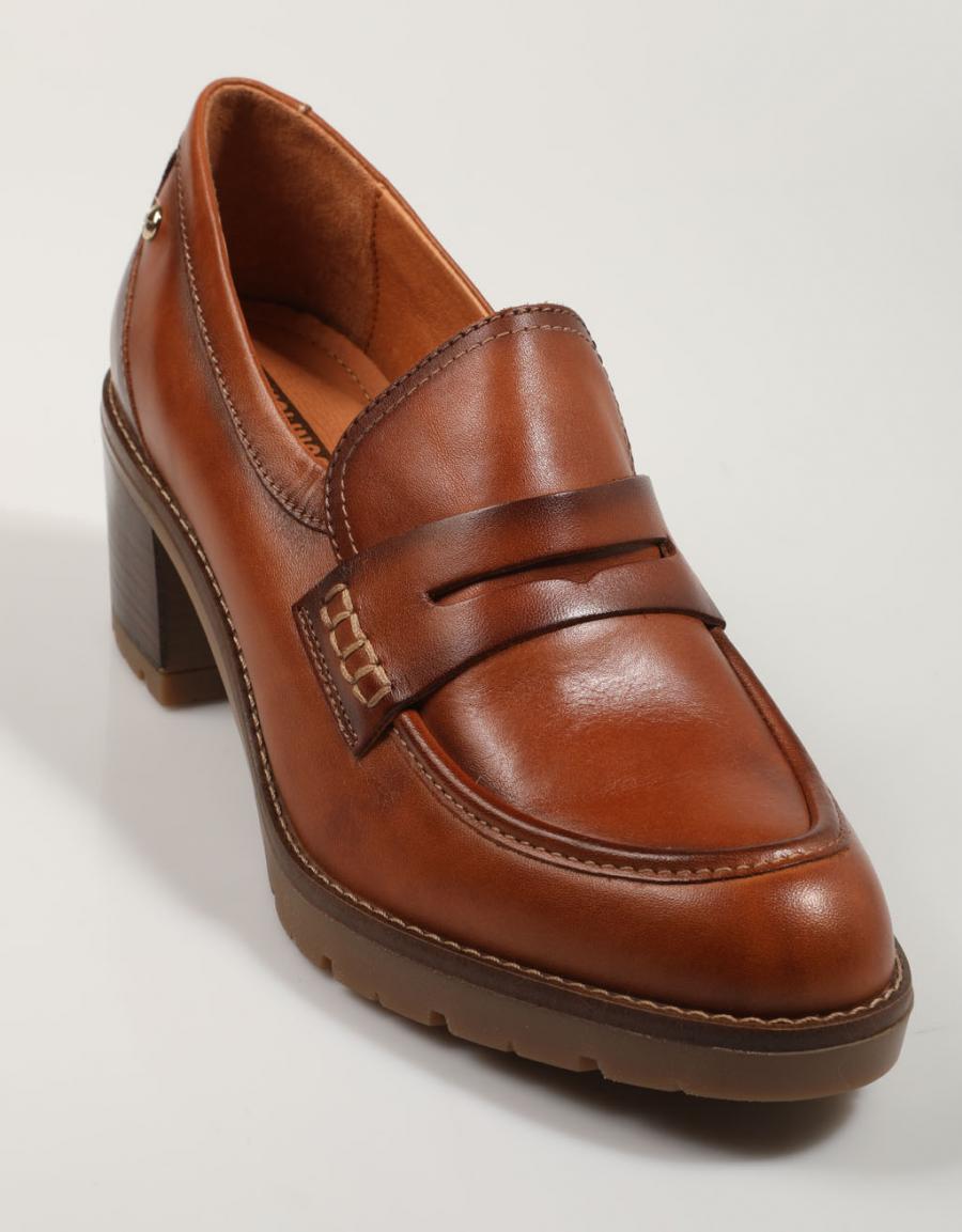 Pikolinos dress shoes W7H-3873C1 in leather color