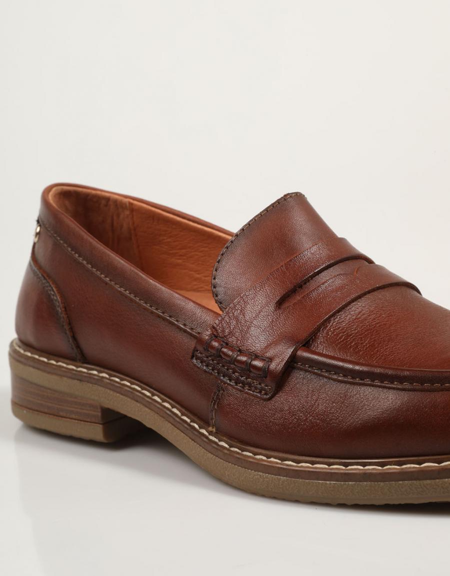 Scarpe per abiti Pikolinos Aldaya W8J 3541 in cuoio colorato