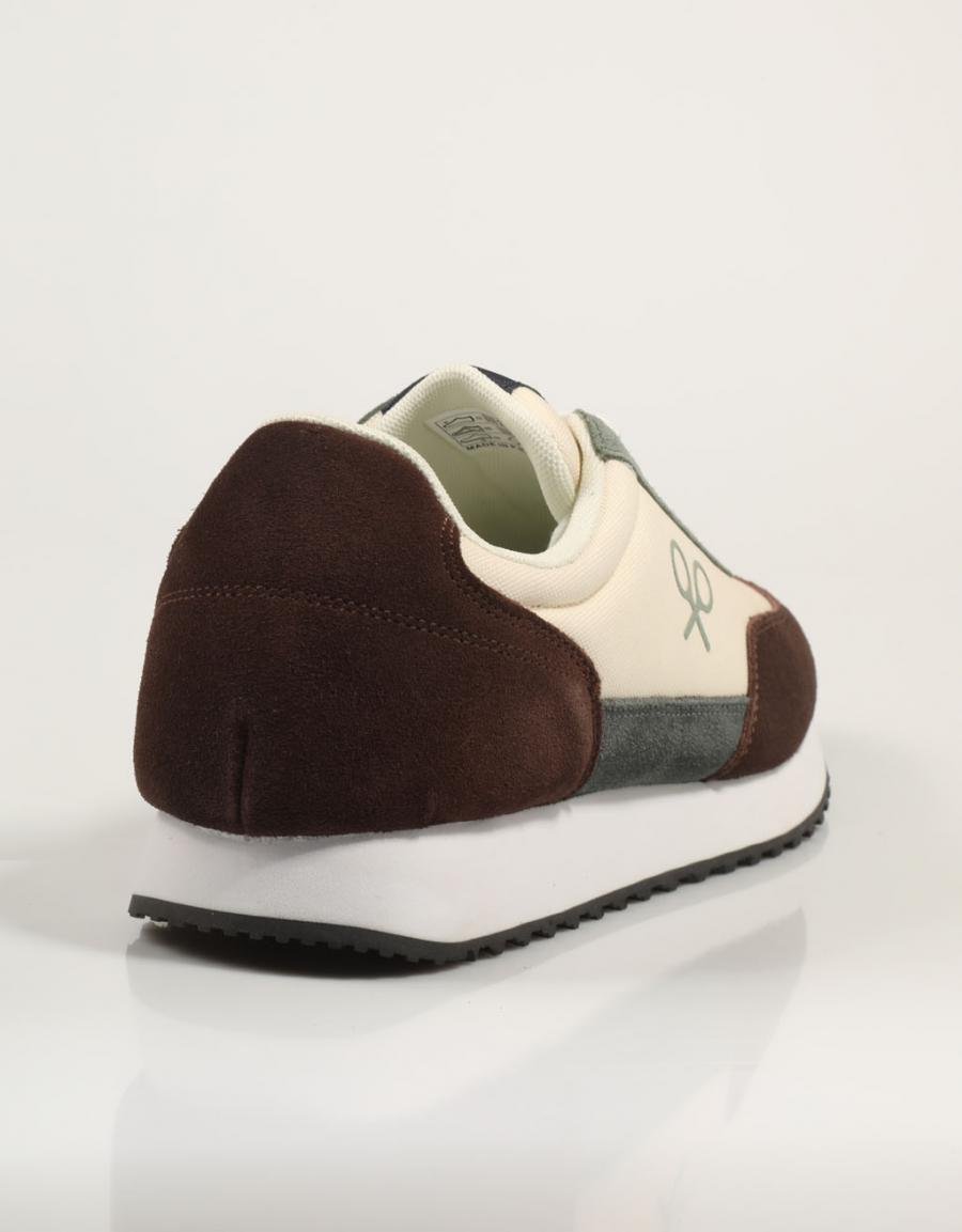 Soulbon Sneakers Casual Shoe coulant en couleur de glace