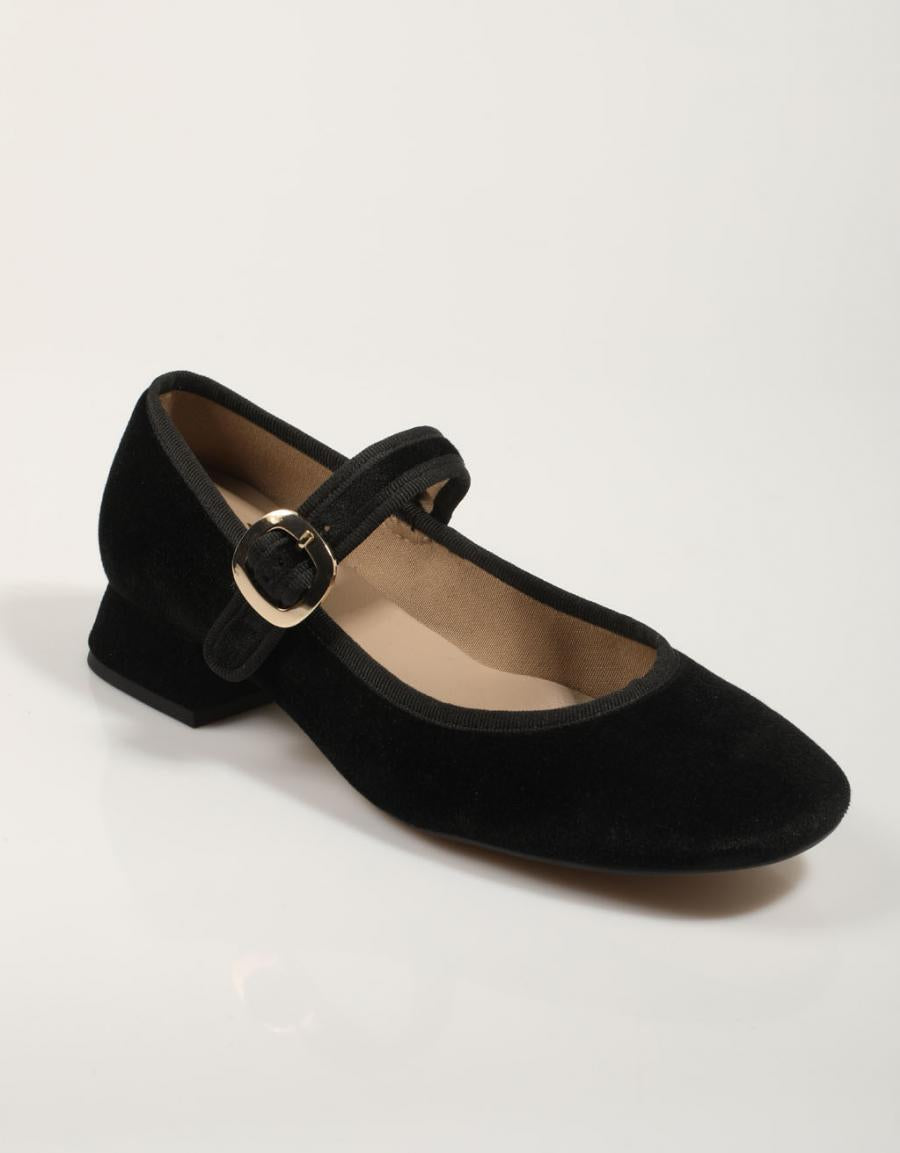 Sapatos Violet VSE Ska Ska em preto