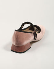 Violet Vse Vse Dress Shoes in rosa