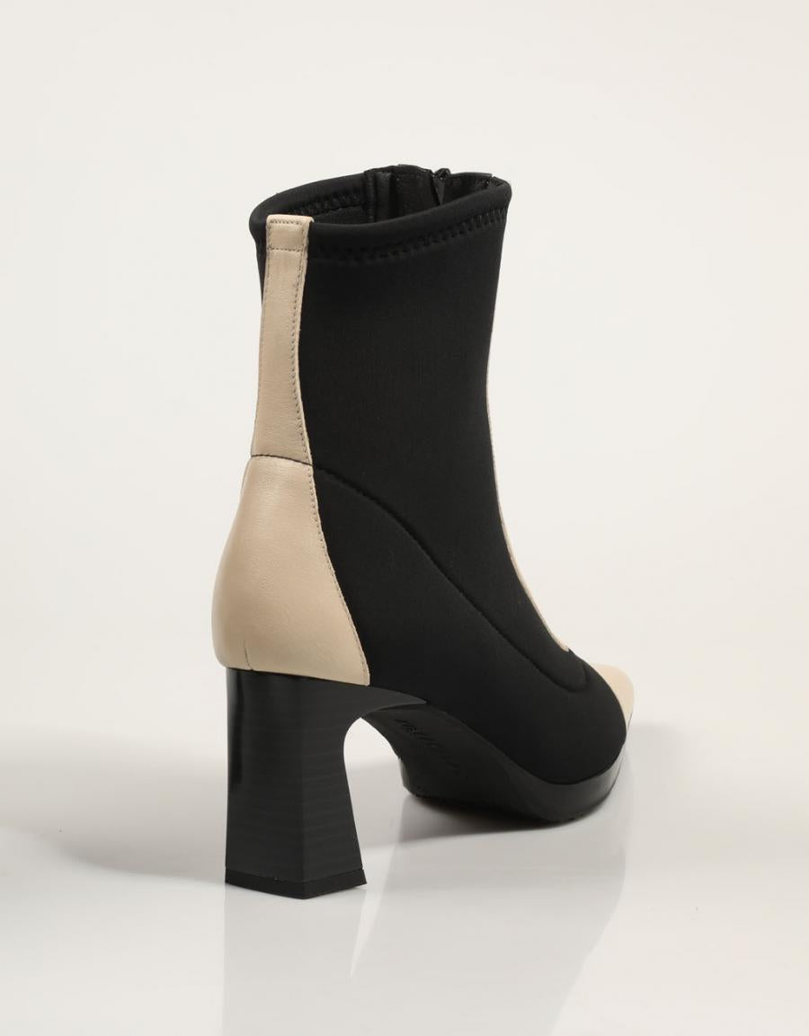 BOTINES HISPANITAS CHI 23714 en color Negro