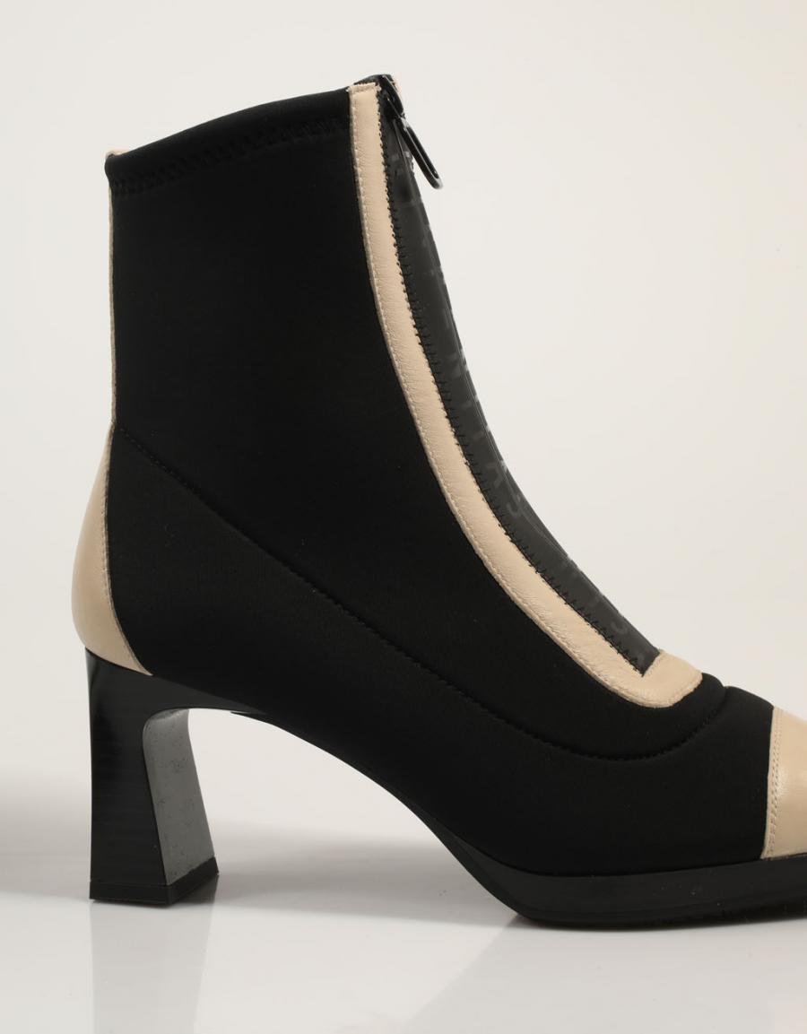 BOTINES HISPANITAS CHI 23714 en color Negro