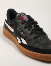 ZAPATILLAS REEBOK CLUB C REVENGE VINTAGE en color Negro
