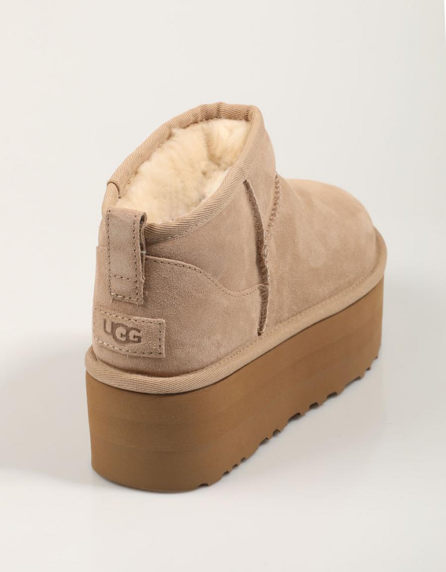 BOTINES UGG CLASSIC ULTRA MINI PLATFORM en color Beige