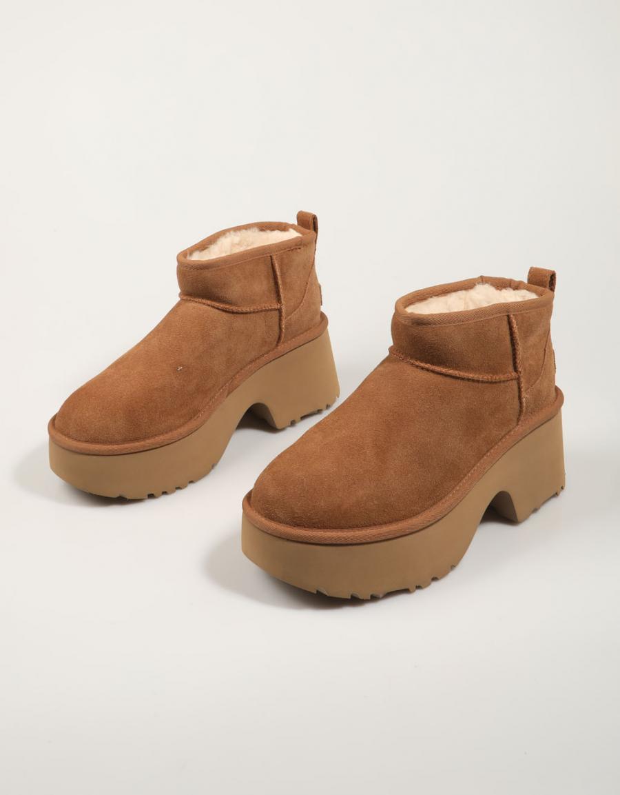Ugg Classic Mini New Heights Color Bevly Stivali in pelle