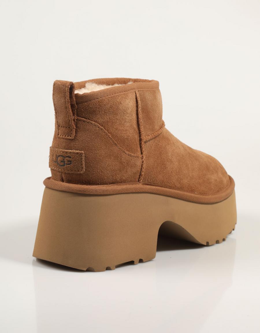 Ugg Classic Mini New Heights Color Bevly Stivali in pelle
