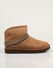 Ugg Classic Mini Crescent Stivali in pelle