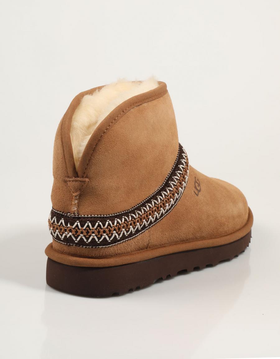 Ugg Classic Mini Crescent Stivali in pelle